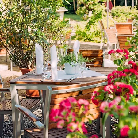Landgasthof Keller 3* اوبرلنغن