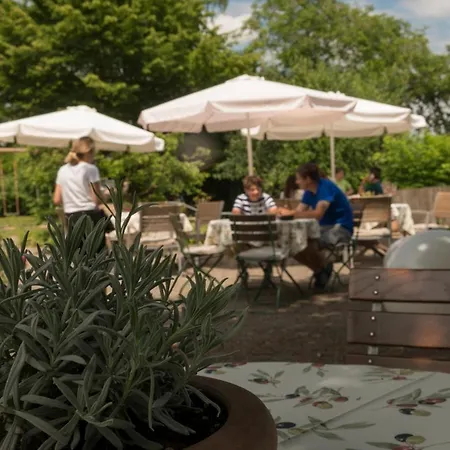 فندق Landgasthof Keller 3*